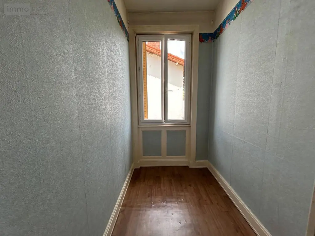 Location appartement Saint-Denis-lès-Bourg 01000 Ain 01 79 m2 3 pièces 600 euros 01065-L427 005