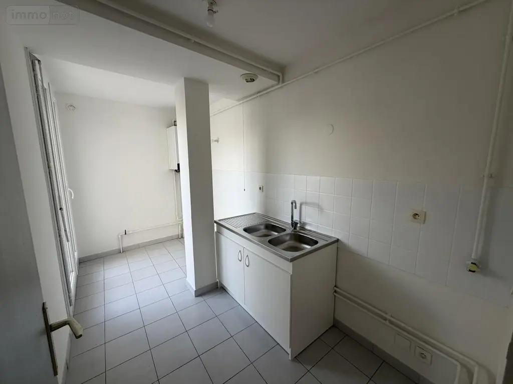 Location appartement Pierrelatte 26700 Drôme 26 65 m2 750 euros 26060-L122 004
