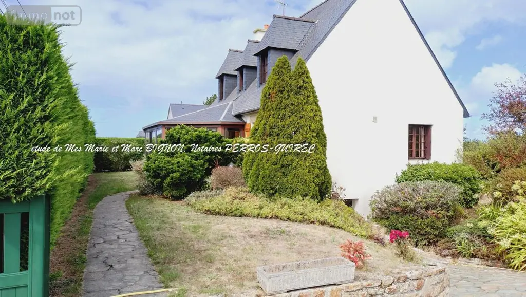 Maison a vendre Trélévern 22660 Côtes-d'Armor 22 129 m2 4 pièces 416800 euros 22093-83 017