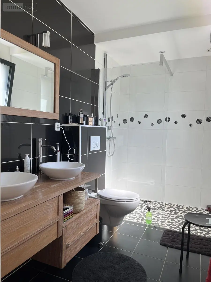 Maison a vendre Bonchamp-lès-Laval 53960 Mayenne 53 204 m2 8 pièces 644950 euros 53003-209 010