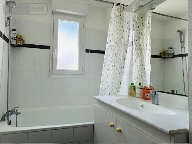 Appartement a vendre Angers 49100 Maine-et-Loire 49 60 m2 3 pièces 230560 euros 49009-1392 005