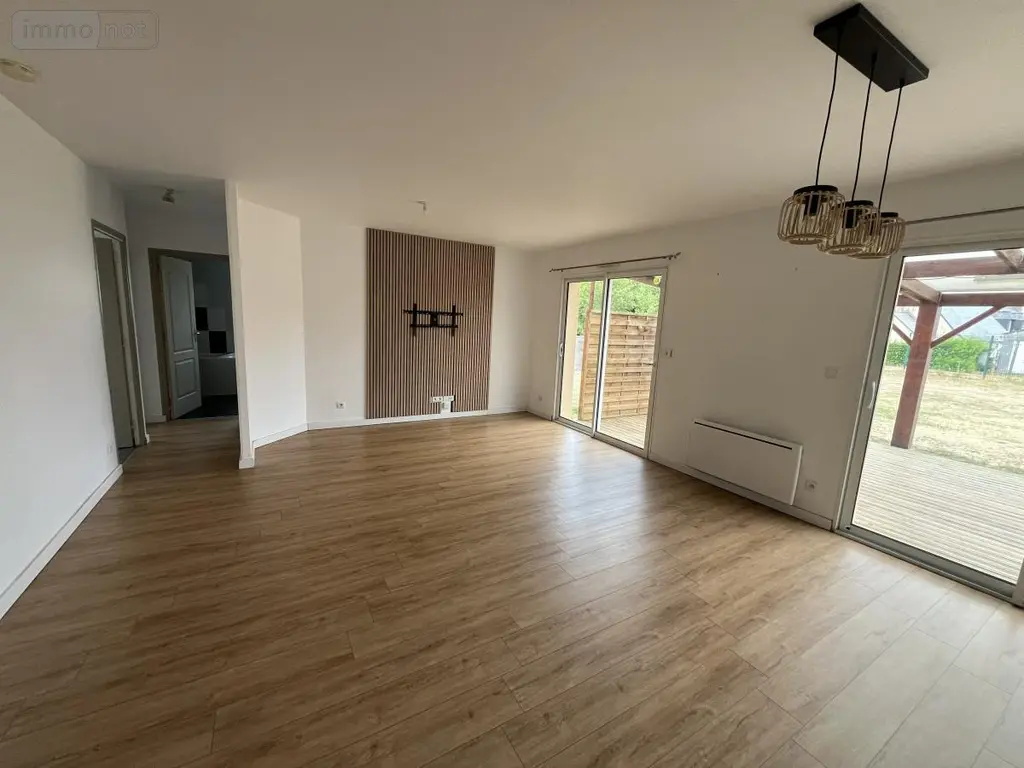 Location maison Évron 53600 Mayenne 53 134 m2 850 euros 53078-L199 003