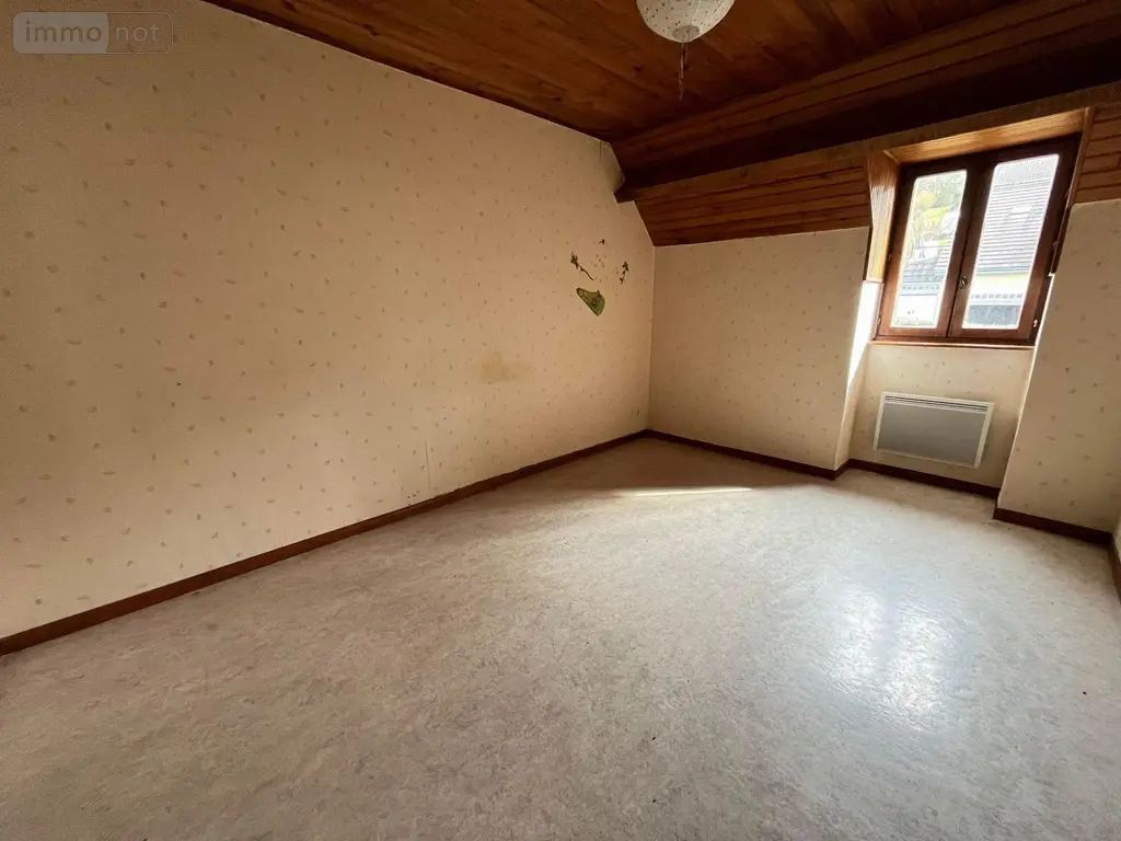Maison a vendre Condat 15190 Cantal 15 169 m2 7 pièces 106000 euros 21T-15029 010