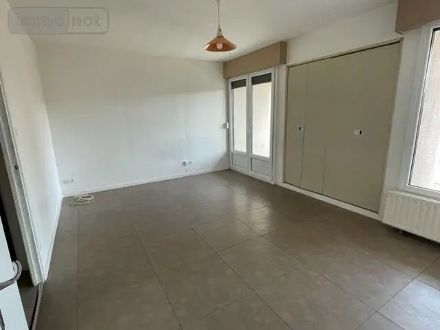Location appartement Ronchin 59790 Nord 59 25 m2 1 pièce 514 euros LJ00658-59019 008