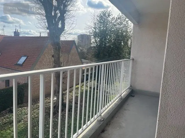 Location appartement Ronchin 59790 Nord 59 25 m2 1 pièce 514 euros LJ00658-59019 011