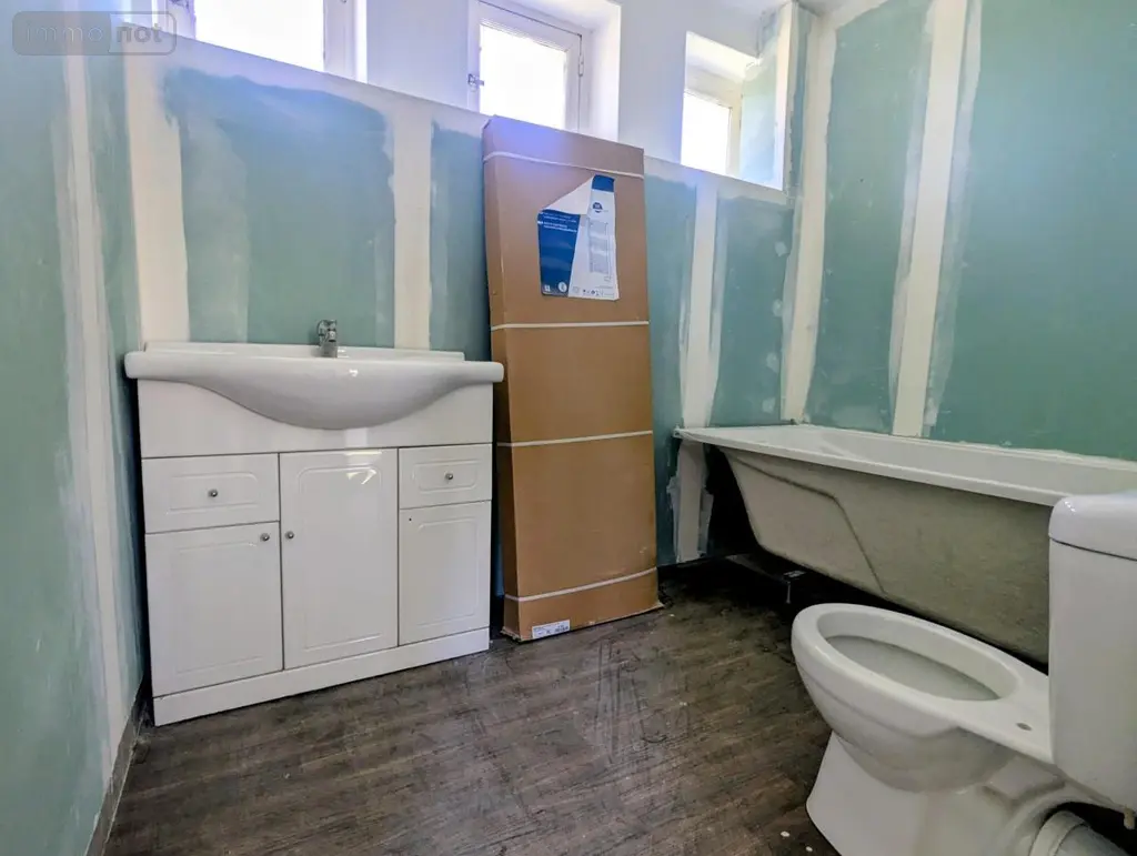 Maison a vendre Saint-Martin-de-Bonfossé 50750 Manche 50 110 m2 5 pièces 116180 euros 50004-92 010