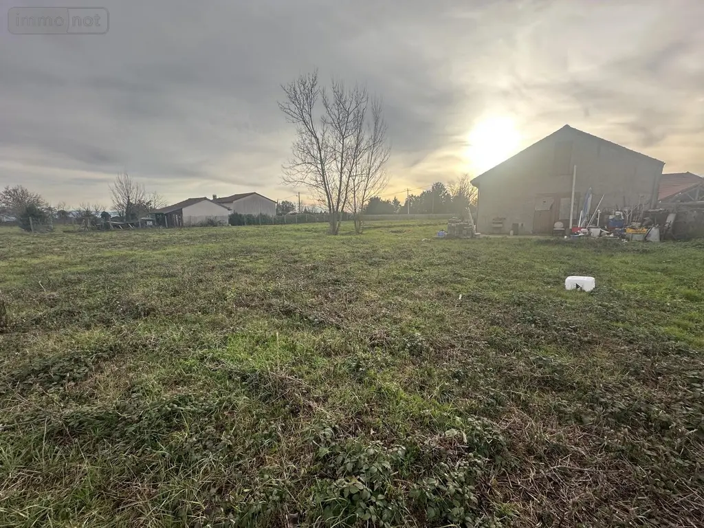 Terrain a batir a vendre Vendat 03110 Allier 03 148000 euros 2024/894-03020 003