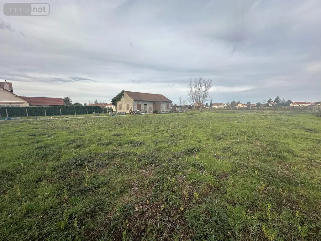 Terrain a batir a vendre Vendat 03110 Allier 03 148000 euros 2024/894-03020 005