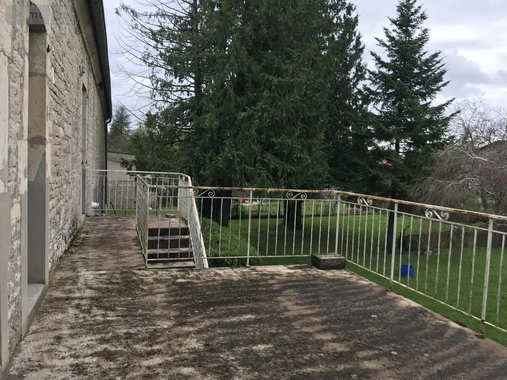 Fonds et murs commerciaux a vendre Parcey 39100 Jura 39 353 m2 230000 euros VP106-39032 009