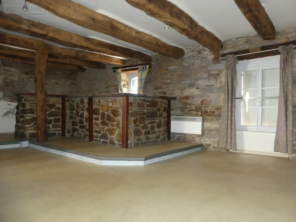 Location fonds et murs commerciaux Redon 35600 Ille-et-Vilaine 35 137 m2 850 euros 35066-859-35066 009