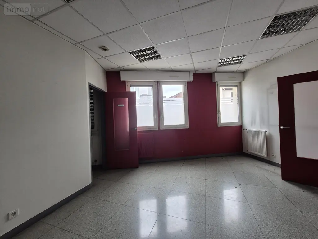 Fonds et murs commerciaux a vendre Audincourt 25400 Doubs 25 239 m2 306500 euros VP127-25014 003