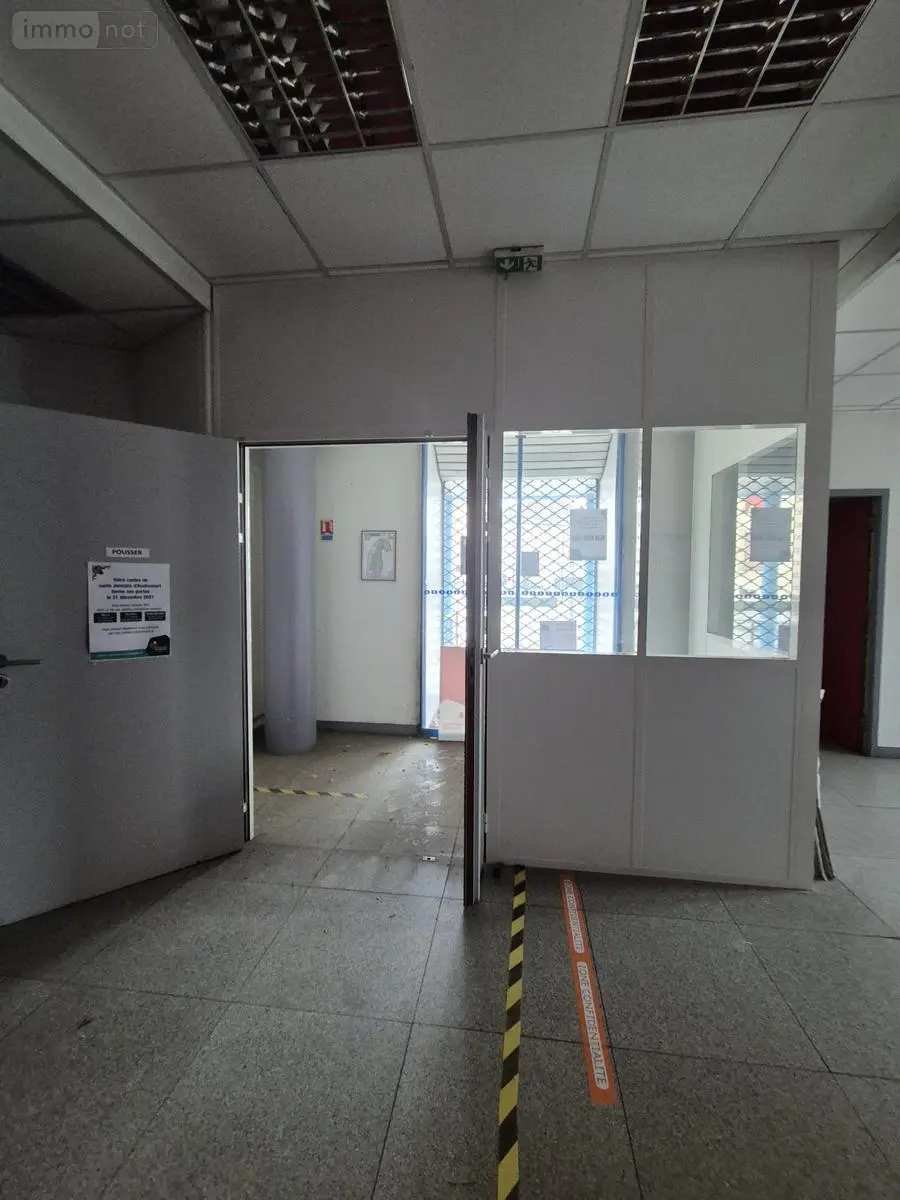 Fonds et murs commerciaux a vendre Audincourt 25400 Doubs 25 239 m2 306500 euros VP127-25014 005