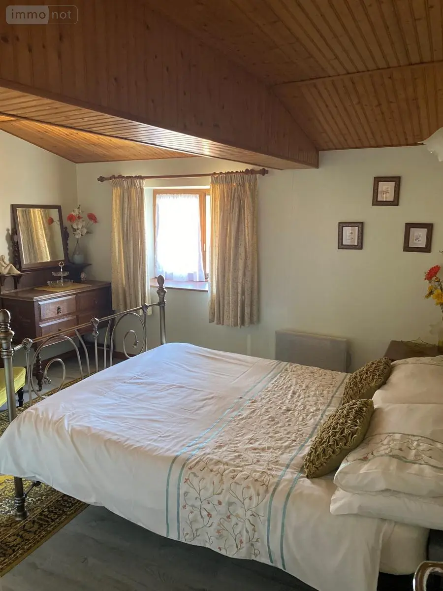 Maison a vendre Maché 85190 Vendée 85 352 m2 12 pièces 610700 euros 092/M/2510-85092 015