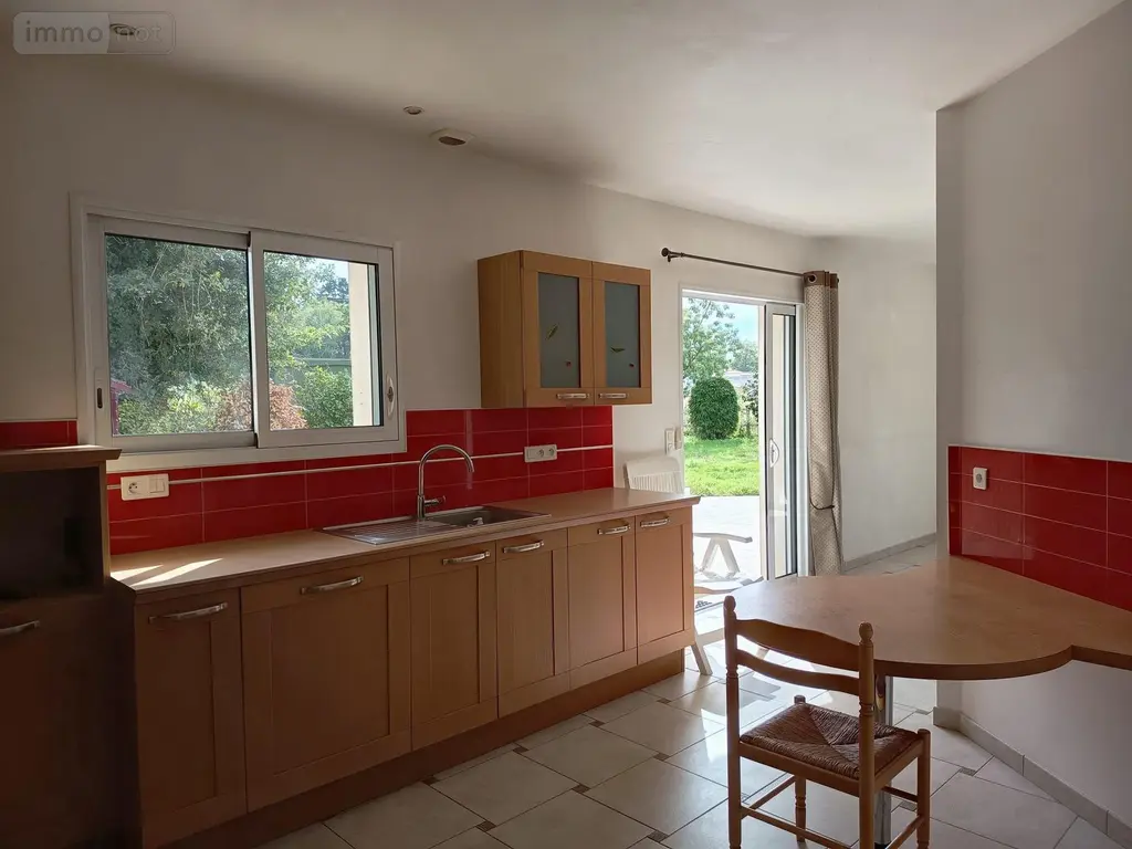 Maison a vendre Challans 85300 Vendée 85 168 m2 5 pièces 394000 euros 998/M/2355-85092 006