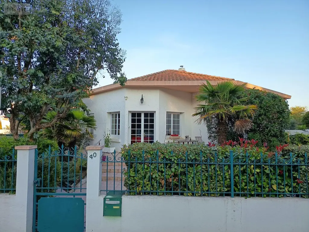 Maison a vendre Saint-Jean-de-Monts 85160 Vendée 85 123 m2 5 pièces 295500 euros 998/M/2363-85092 002