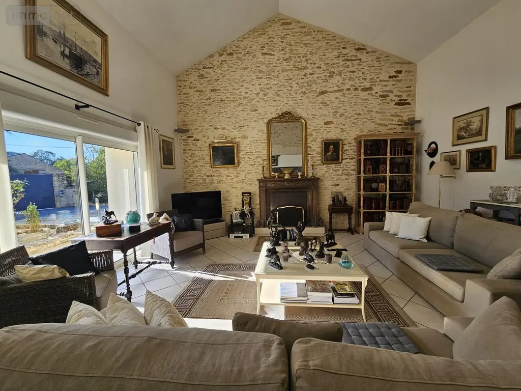 Maison a vendre Plaine-et-Vallées 79600 Deux-Sèvres 79 207 m2 5 pièces 275600 euros 79025-300-79025 002