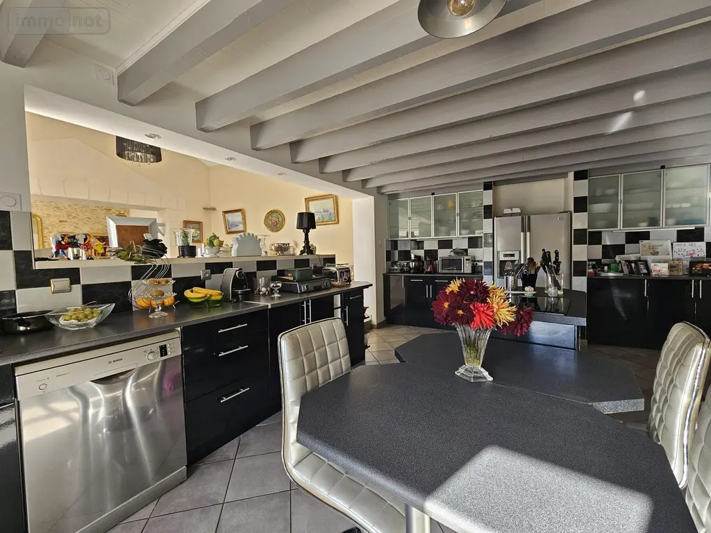 Maison a vendre Plaine-et-Vallées 79600 Deux-Sèvres 79 207 m2 5 pièces 275600 euros 79025-300-79025 004