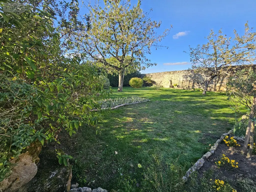 Maison a vendre Plaine-et-Vallées 79600 Deux-Sèvres 79 207 m2 5 pièces 275600 euros 79025-300-79025 012