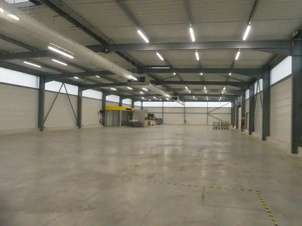 Fonds et murs commerciaux a vendre Allaire 56350 Morbihan 56 905 m2 786600 euros 35066-892-35066 002