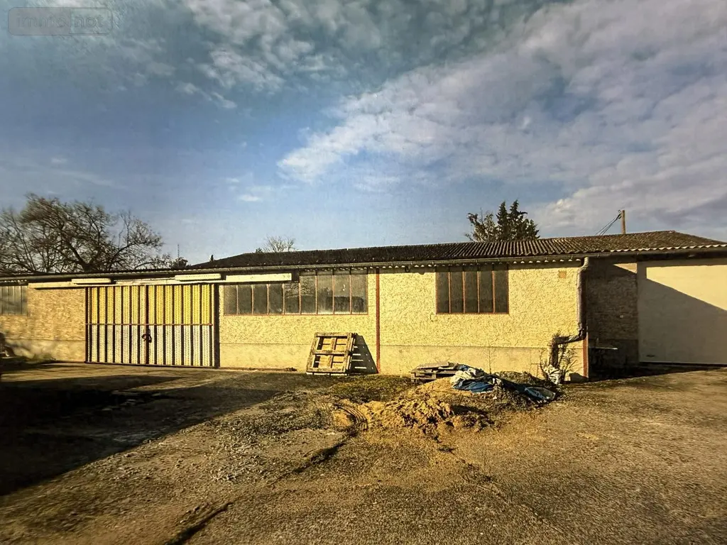 Fonds et murs commerciaux a vendre Saint-Rémy-en-Rollat 03110 Allier 03 556 m2 470000 euros 2026/991-03020 004