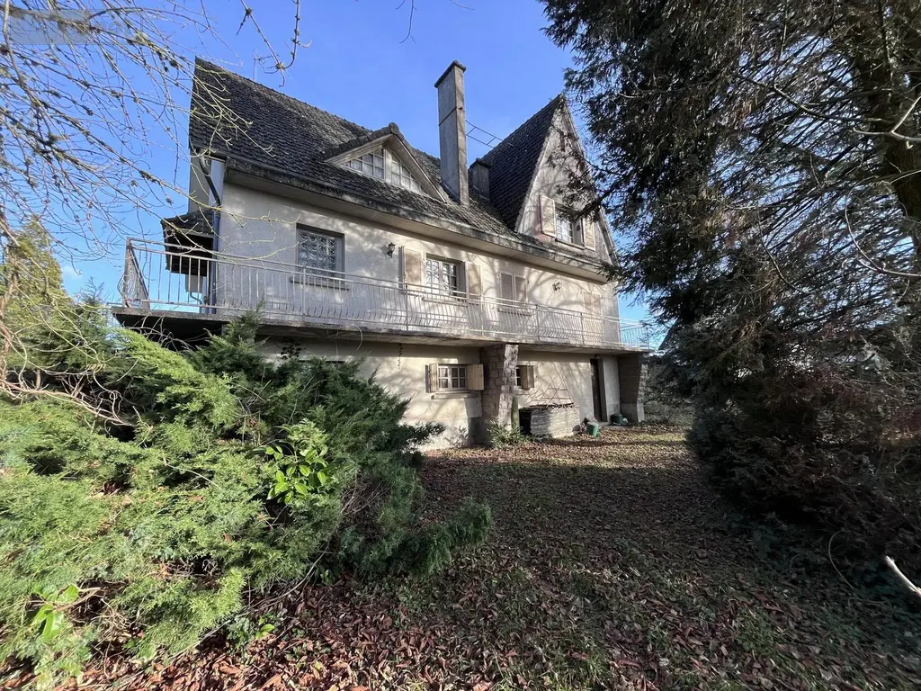 Maison a vendre Neuvic 19160 Corrèze 19 155 m2 5 pièces 243800 euros 105T-15029 013