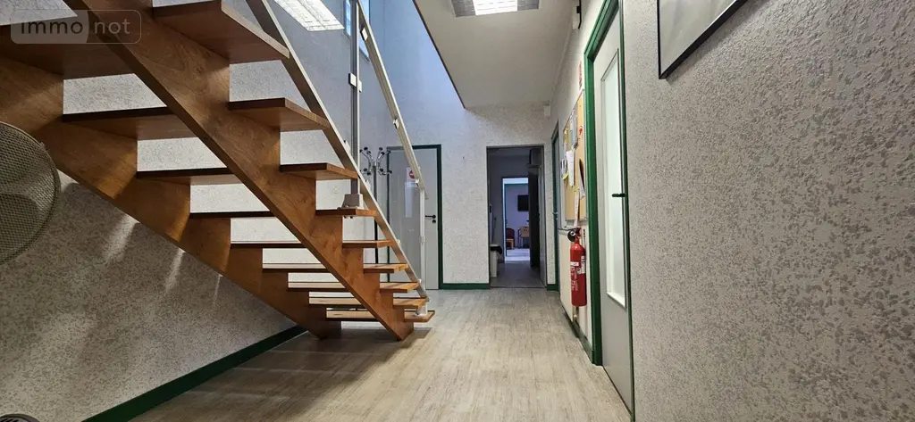 Immeuble de rapport a vendre Bressuire 79300 Deux-Sèvres 79 160 m2 272420 euros 79025-307-79025 002