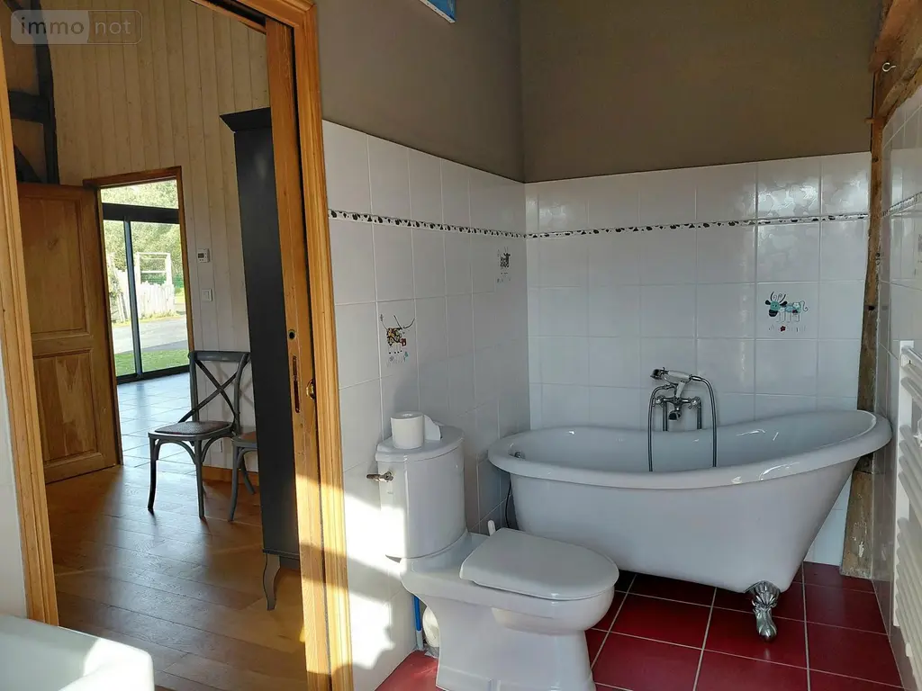 Maison a vendre La Garnache 85710 Vendée 85 438 m2 10 pièces 799000 euros VM5785-85092 008