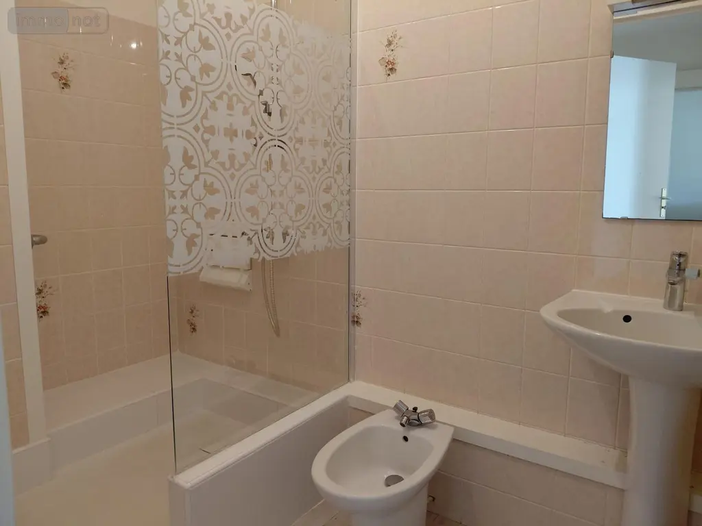 Appartement a vendre Challans 85300 Vendée 85 51 m2 2 pièces 74200 euros VA2286-85092 006