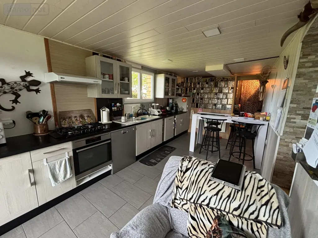 Maison a vendre Lanobre 15270 Cantal 15 174 m2 9 pièces 153700 euros 103T-15029 002