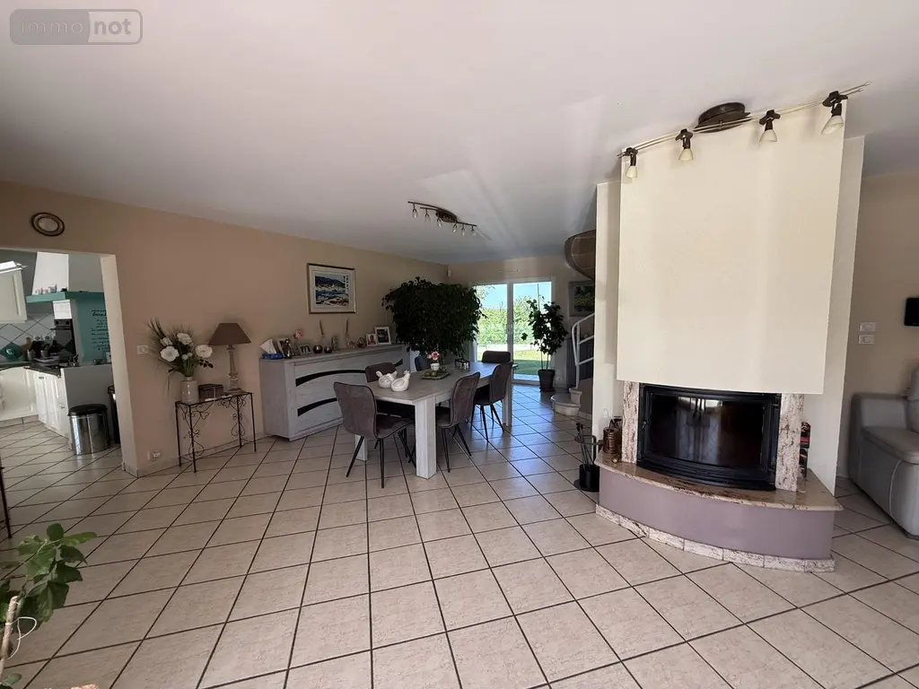 Maison a vendre Espinasse-Vozelle 03110 Allier 03 159 m2 5 pièces 424000 euros 2026/1014-03020 009