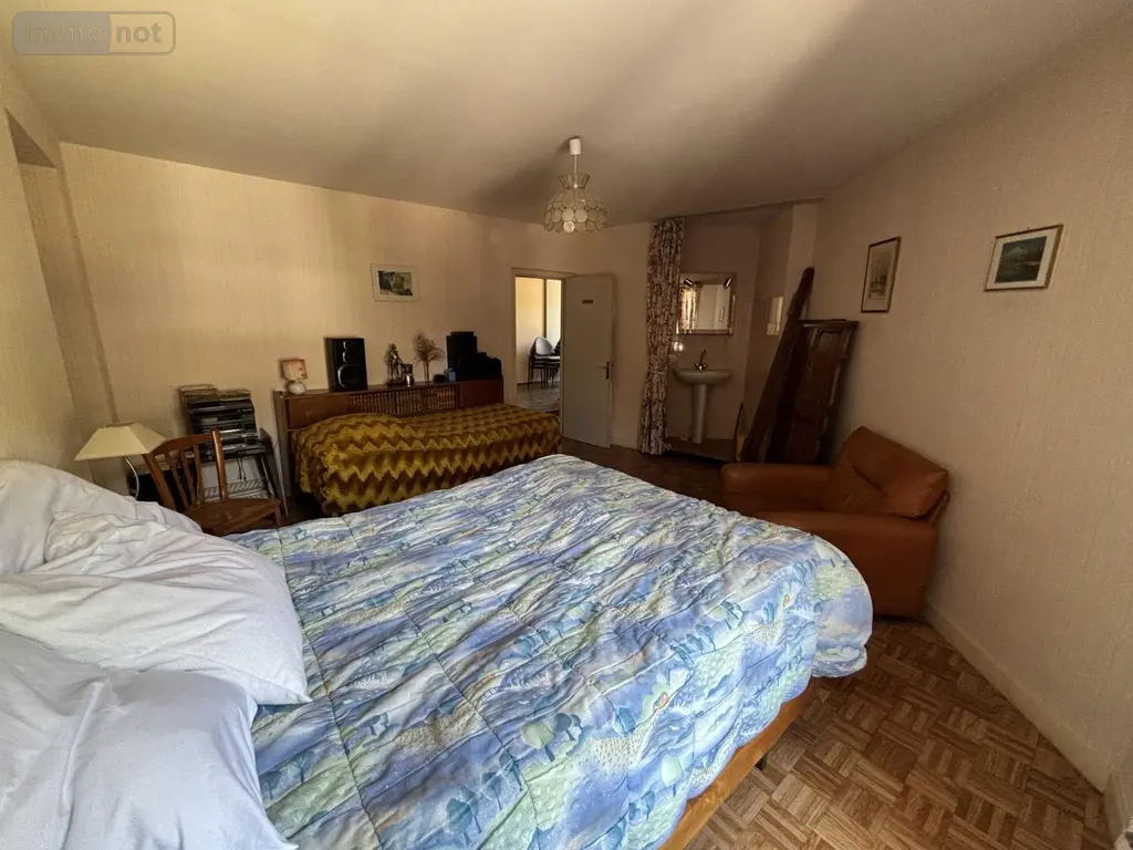 Maison a vendre Bort-les-Orgues 19110 Corrèze 19 204 m2 13 pièces 127200 euros 111T-15029 011
