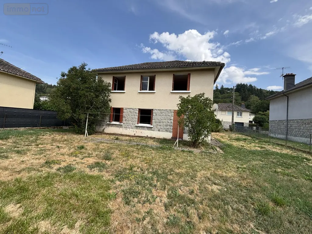 Maison a vendre Riom-ès-Montagnes 15400 Cantal 15 99 m2 6 pièces 89500 euros 120T-15029 002