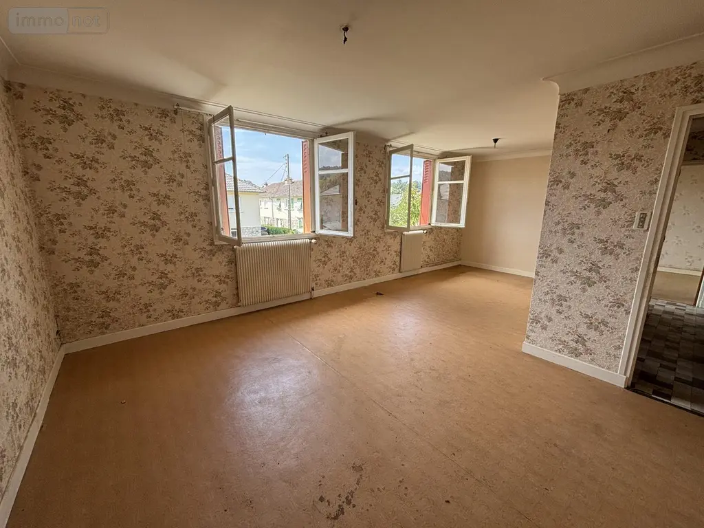 Maison a vendre Riom-ès-Montagnes 15400 Cantal 15 99 m2 6 pièces 89500 euros 120T-15029 011