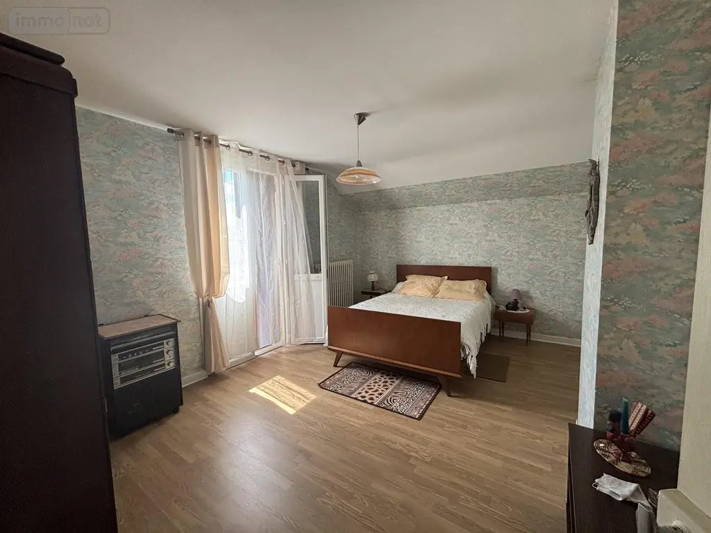 Maison a vendre Champs-sur-Tarentaine-Marchal 15270 Cantal 15 88 m2 5 pièces 83700 euros 126T-15029 008