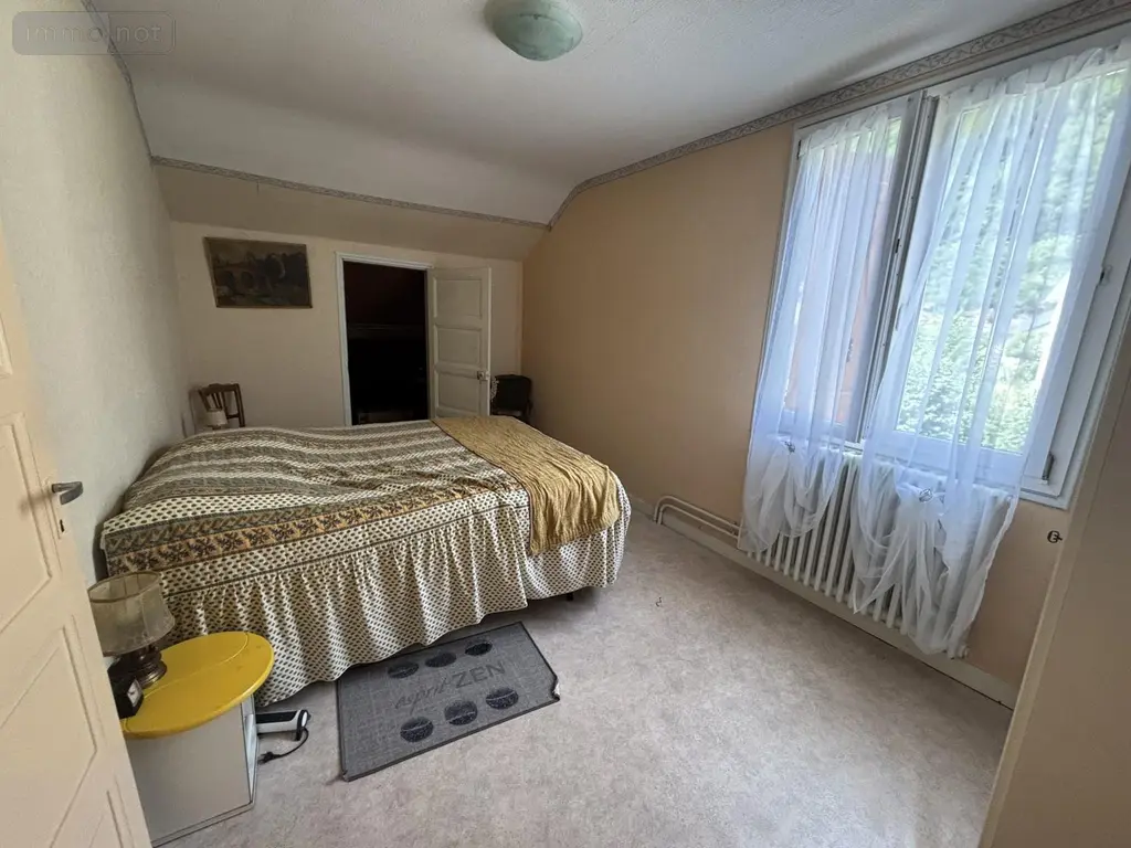 Maison a vendre Champs-sur-Tarentaine-Marchal 15270 Cantal 15 88 m2 5 pièces 83700 euros 126T-15029 007