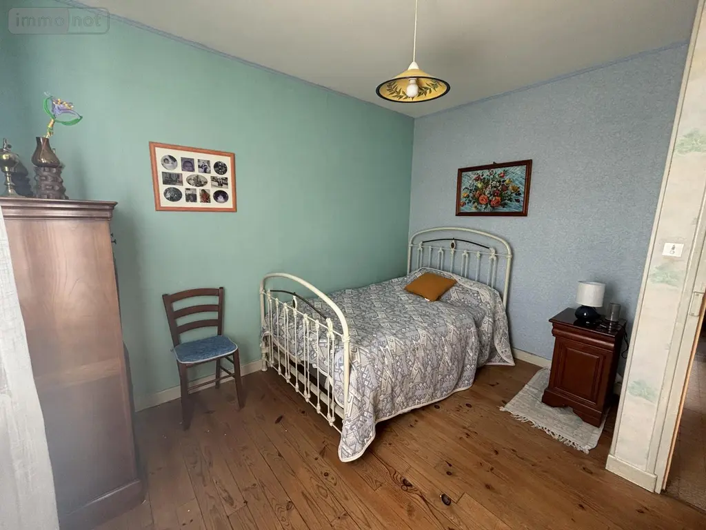 Maison a vendre Champs-sur-Tarentaine-Marchal 15270 Cantal 15 88 m2 5 pièces 83700 euros 126T-15029 006