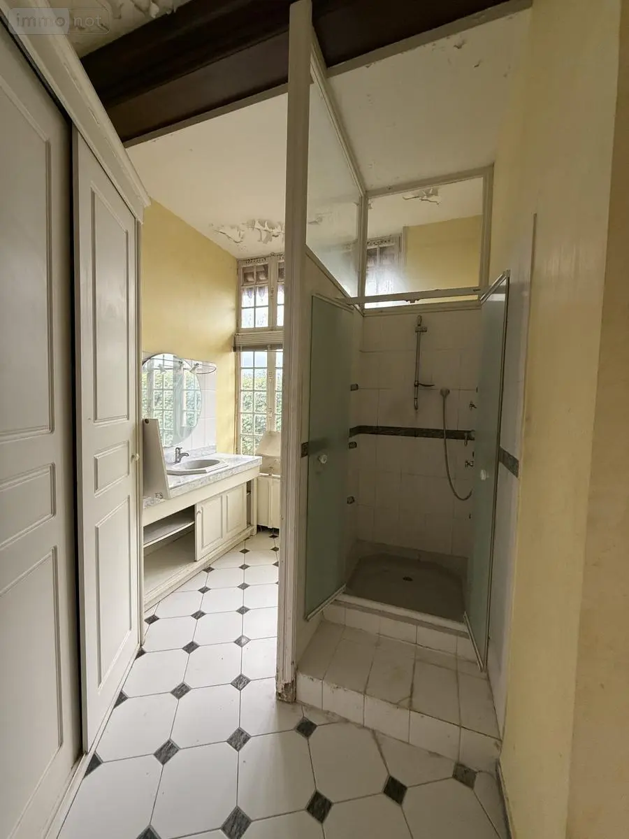 Appartement a vendre Vichy 03200 Allier 03 131 m2 5 pièces 523000 euros 2026/1040-03020 013