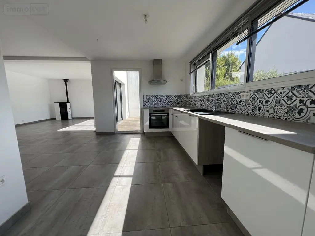 Maison a vendre Châteaugiron 35410 Ille-et-Vilaine 35 126 m2 6 pièces 368530 euros VM2533-35018 005