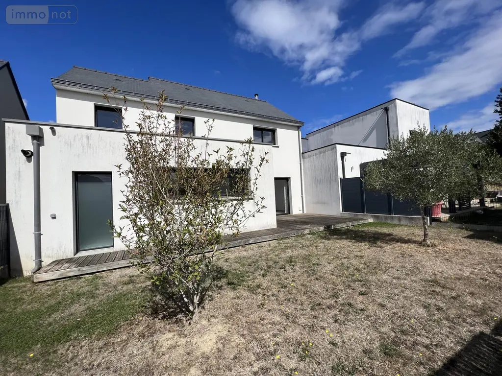 Maison a vendre Châteaugiron 35410 Ille-et-Vilaine 35 126 m2 6 pièces 368530 euros VM2533-35018 015