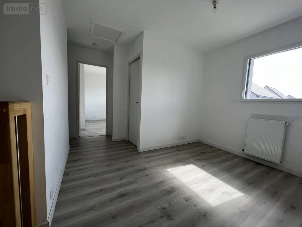 Maison a vendre Châteaugiron 35410 Ille-et-Vilaine 35 126 m2 6 pièces 368530 euros VM2533-35018 010