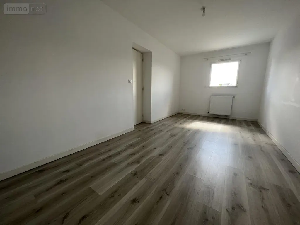 Maison a vendre Châteaugiron 35410 Ille-et-Vilaine 35 126 m2 6 pièces 368530 euros VM2533-35018 011