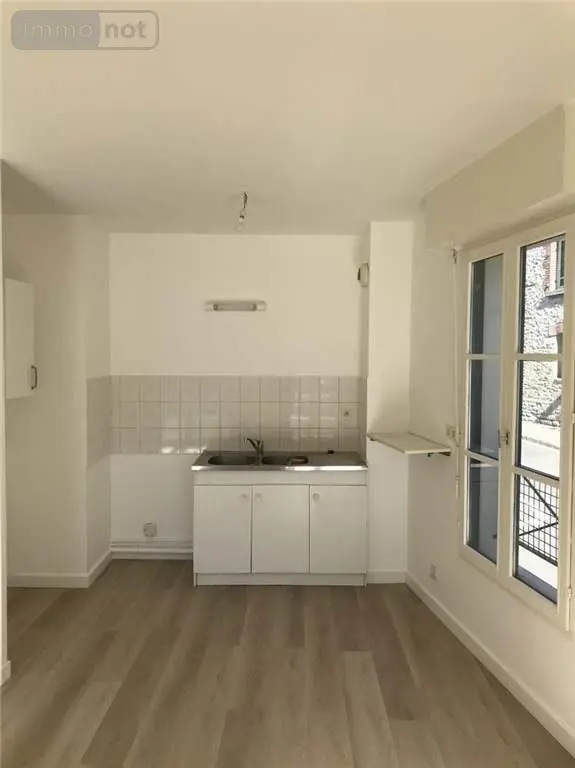 Location appartement Châteaugiron 35410 Ille-et-Vilaine 35 50 m2 3 pièces 680 euros LA2259-35018 010