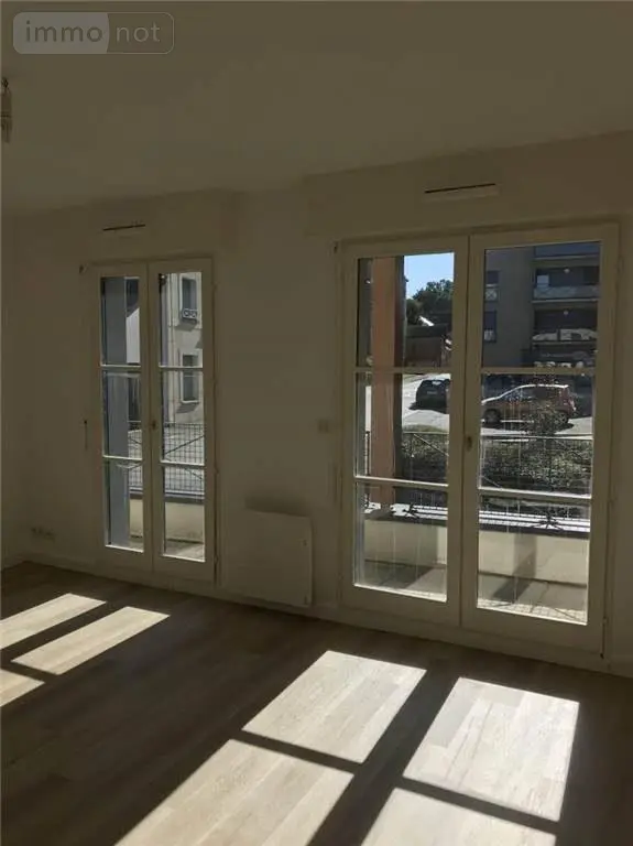 Location appartement Châteaugiron 35410 Ille-et-Vilaine 35 50 m2 3 pièces 680 euros LA2259-35018 011
