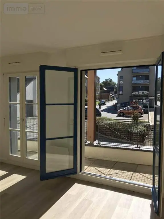 Location appartement Châteaugiron 35410 Ille-et-Vilaine 35 50 m2 3 pièces 680 euros LA2259-35018 013