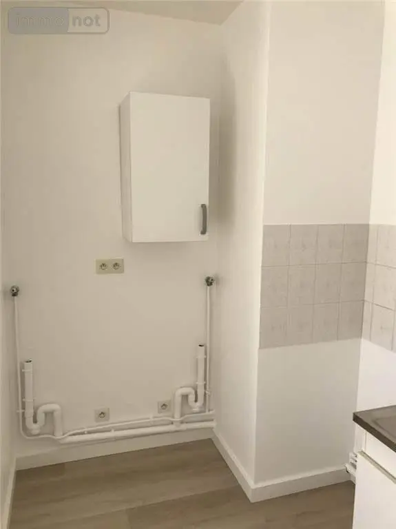 Location appartement Châteaugiron 35410 Ille-et-Vilaine 35 50 m2 3 pièces 680 euros LA2259-35018 009
