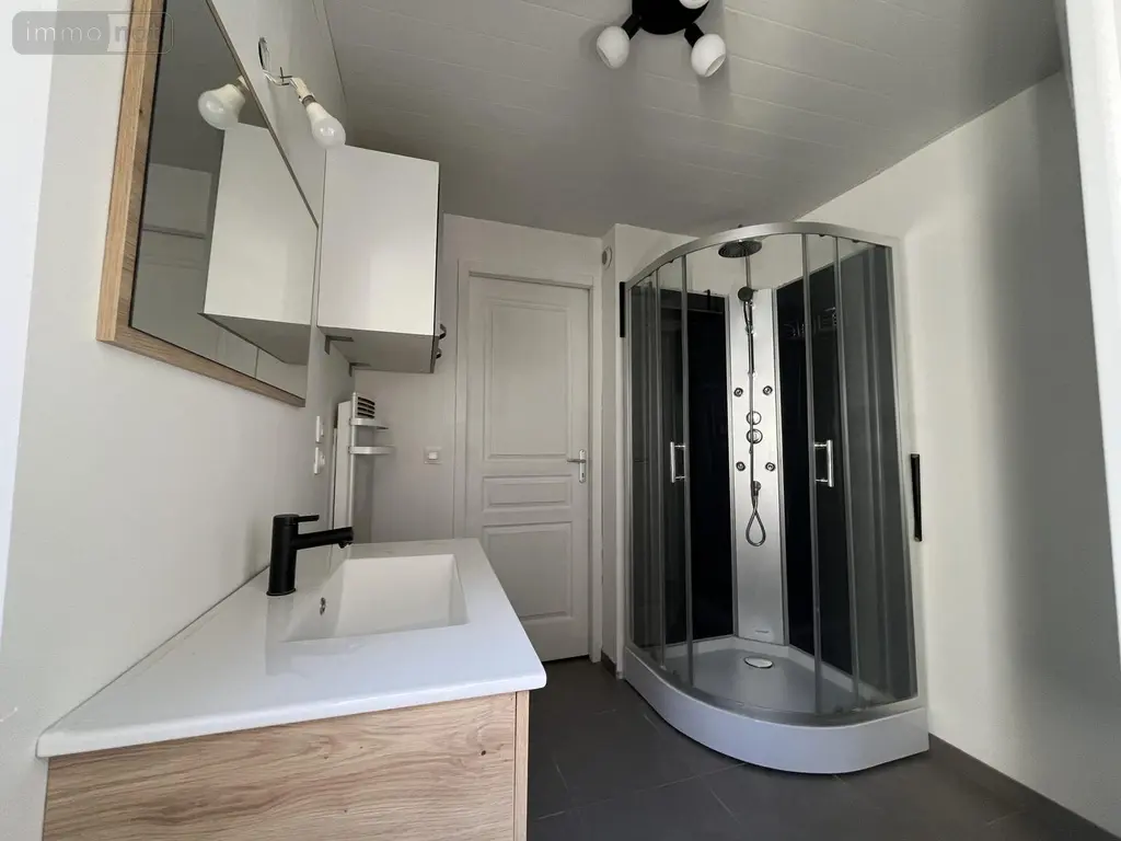 Location appartement Villette-sur-Ain 01320 Ain 01 52 m2 2 pièces 420 euros LA2955-01032 005