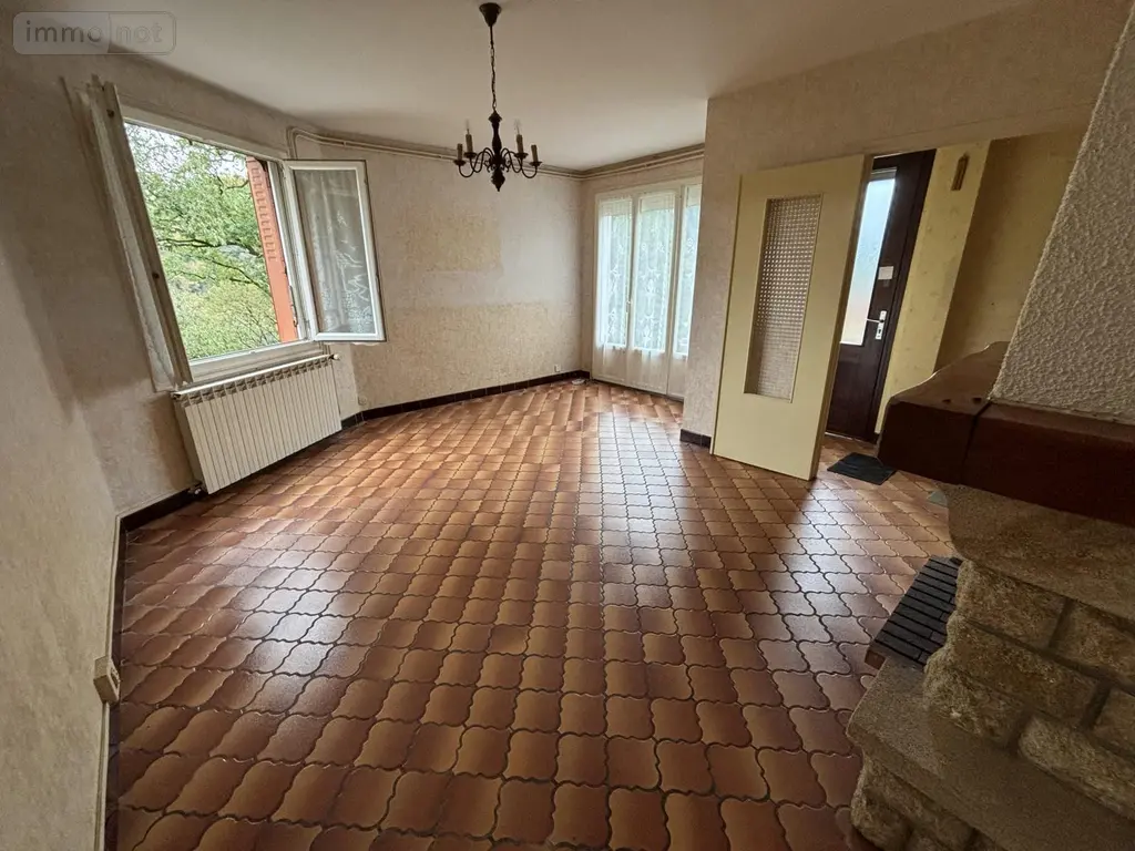 Maison a vendre Ydes 15210 Cantal 15 91 m2 5 pièces 74200 euros 129T-15029 002