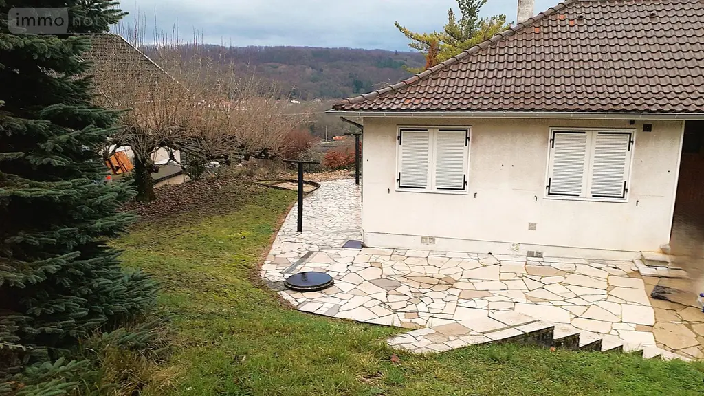Location maison Ambérieu-en-Bugey 01500 Ain 01 89 m2 4 pièces 1146 euros LM1547-01032 008