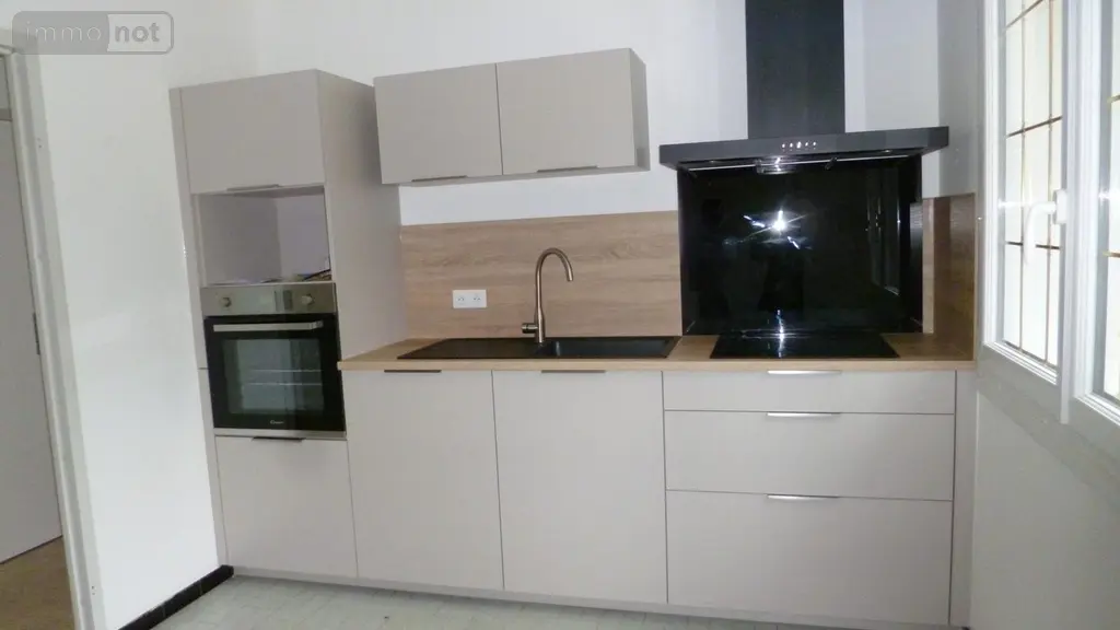 Location maison Ambérieu-en-Bugey 01500 Ain 01 89 m2 4 pièces 1146 euros LM1547-01032 003