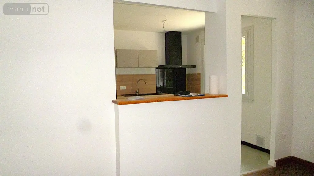 Location maison Ambérieu-en-Bugey 01500 Ain 01 89 m2 4 pièces 1146 euros LM1547-01032 004